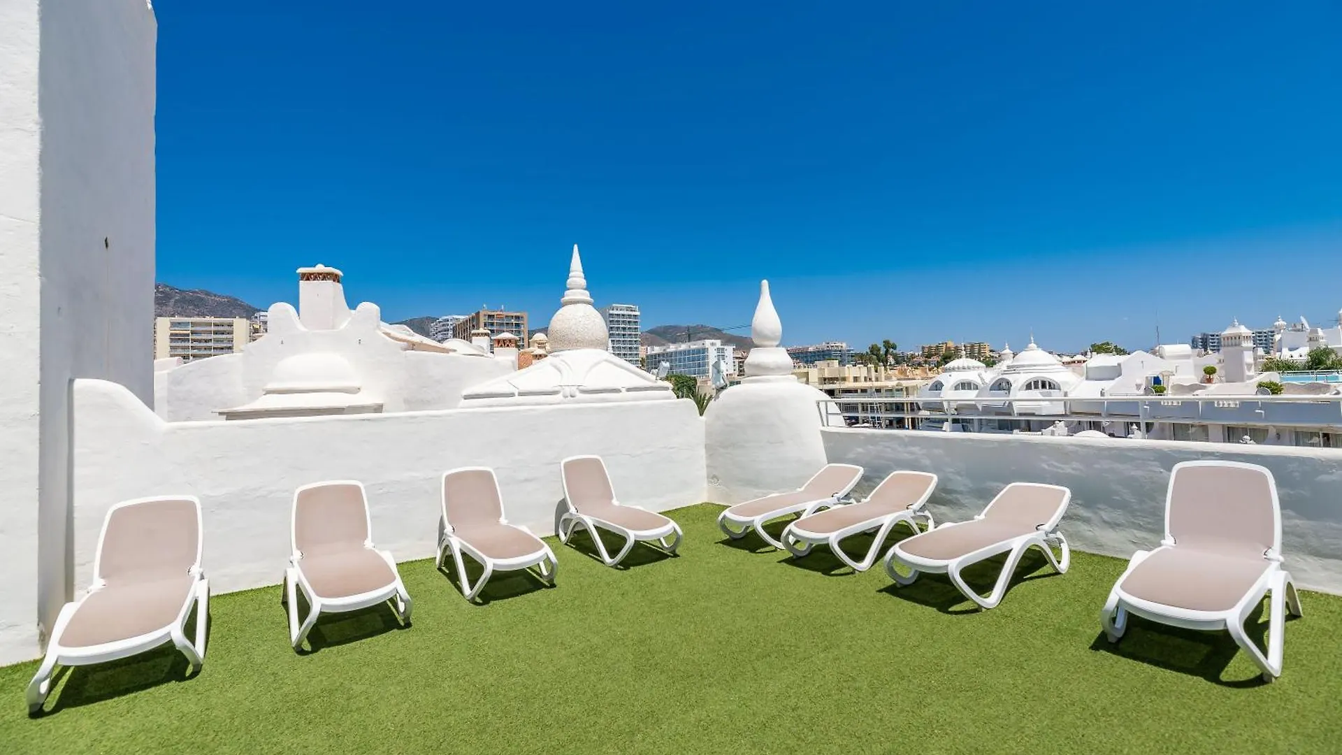 Vb Madeira 1Bdr With Rooftop Swimming Pool Benalmádena Apartman